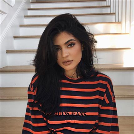 Every Haircolor Kylie Jenner Rocked in 2016 - Behindthechair.com