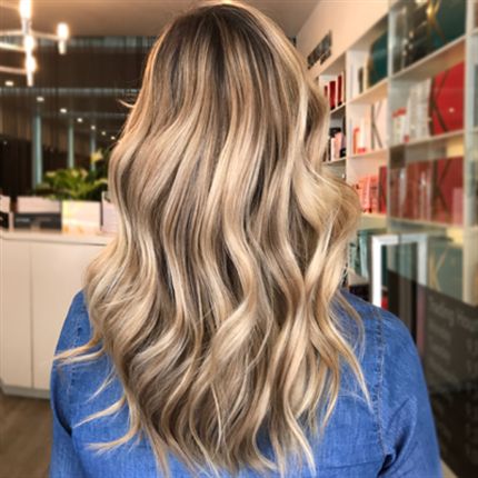 How To Honey Blonde Balayage And Frozen Hand Painted Blonde