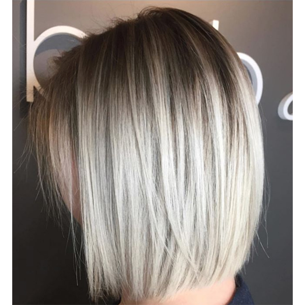 How To Blunt Blonde Bob Icy Textured Piecey Shadow Root Rooty Instagram Sarah McDonald @styles.by.sarah