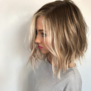 Dimensional, Face-Framing Balayage-img