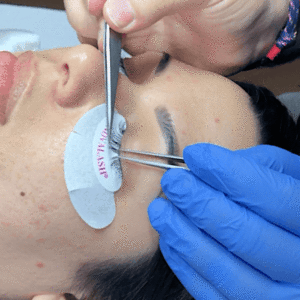 3 Ways To Make More Money With Eyelash Extensions