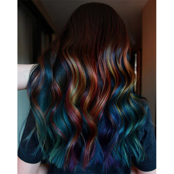 Frances Garcia @makeupbyfrances 5 Tips For Making Rainbow Haircolor More Wearable Precise Application Prevent Color Transfer Bleeding Sectioning Placement Fade Out Touch Up