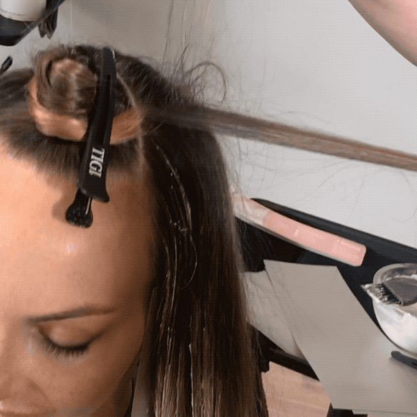 Balayage Hair Painting Tips Brunette Balayage TIGI Copyright Freehand Blonder Lightener