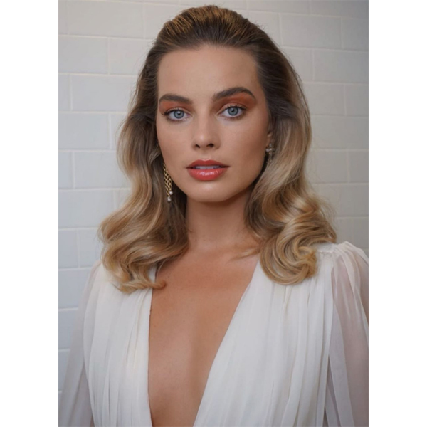Moroccanoil Get The Look Margot Robbie Bryce Scarlett @brycescarlett Celebrity Hair Celebrity Styling Red Carpet Soft Voluminous Old Hollywood Waves Sharon Tate How To