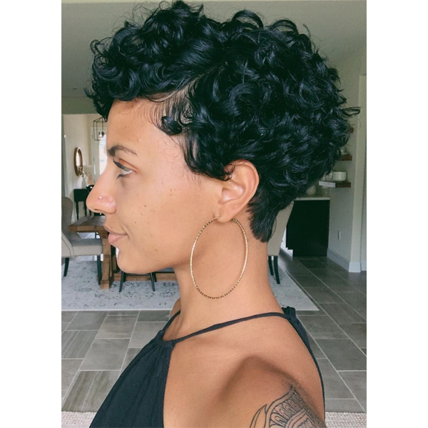 short pixie hairstyles for black hair curly