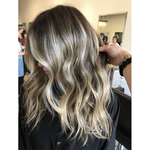 Carly Zanoni @the.blonde.chronicles Root Shadow Vs Root Melt Do You Know The Difference Slight Shadow Eliminate Line Of Demarcation Blur Teasylight Foil Redken Shades EQ