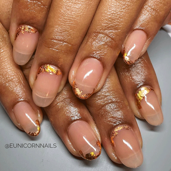 eunicornnails-gold-nude-nails