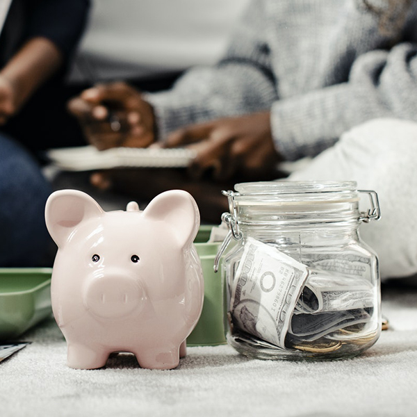 retirement savings piggy ban