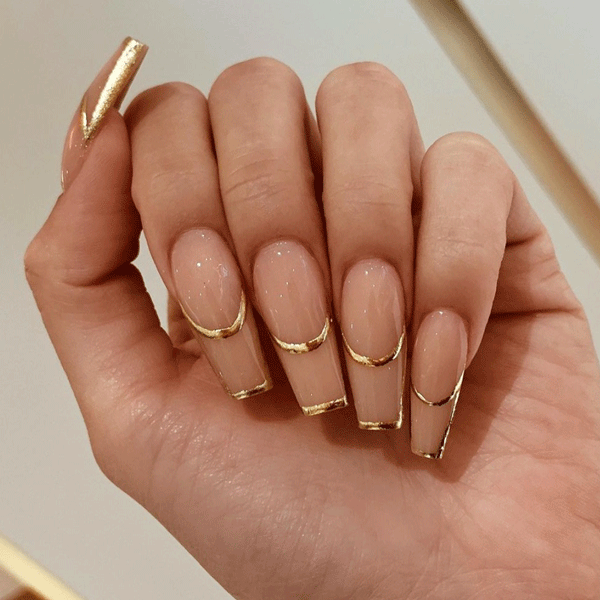 gold-nail-art-_allured