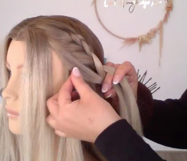 semi halo braid how to tutorial @cathughesxo moroccanoil styling bridal hair trends