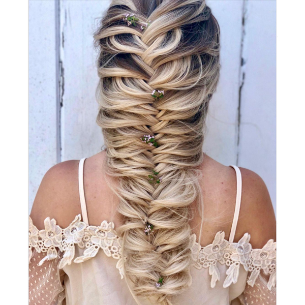 2021 bridal styling trends stylist appointment consultation tips and styling tricks for braids and buns