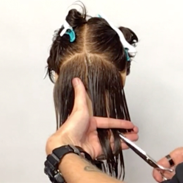 HOW TO CUT A BLUNT TEXTURIZED BOB HAIRCUT TUTORIAL @HAIRBYZACK MOROCCANOIL CUTTING THE PERIMETER ELEVATION TENSION MISTAKES AND SOLUTIONS VIDEO HOW TO