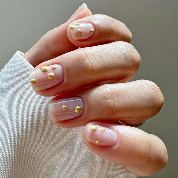 spring-nail-trend-embellishments-betina_goldstein