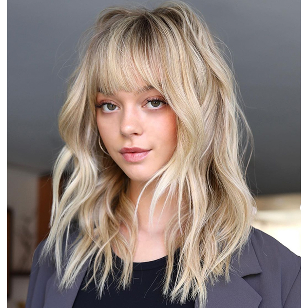 winter haircut trends 2022 2023 soft shag face framing layers