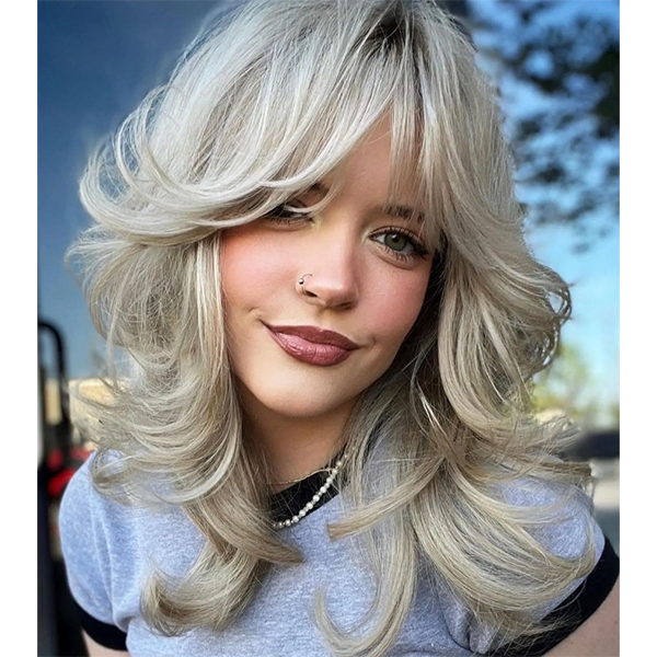 summer spring biggest haircut salon trends 2023 how to butterfly cut midlength face framing layers