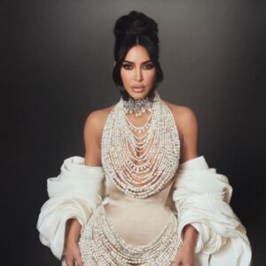 Kim Kardashian's Wispy Updo at the 2023 Met Gala-img