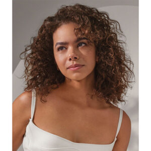 Aveda Partners With Actress Antonia Gentry For Be Curly Advanced™ Launch-img