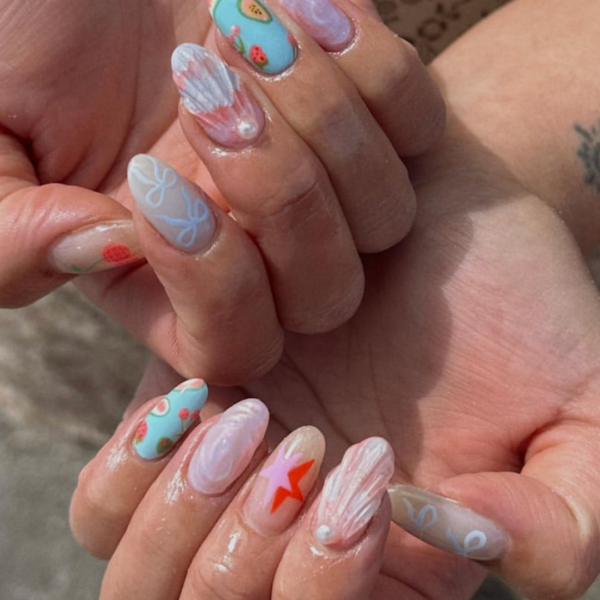 seashell nails