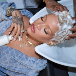 新品未使用品　Fenty Beauty Hiar リアーナ Rihanna Launches Fenty Hair, The Newest Fenty Beauty Line