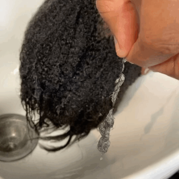 4 Reasons Hair Is Breaking & Shedding (That Have Nothing to Do With Lightener)