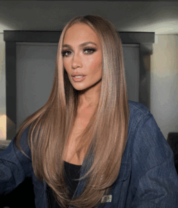 Fall/Winter 2025 Hair Trends: The Colors, Cuts & Styles You'll See Everywhere-img