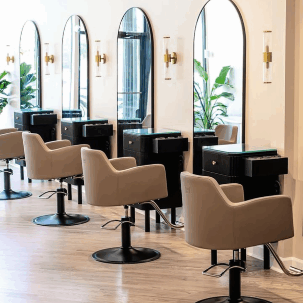 Salon Equipment: Pay Cash or Finance? Don’t Decide Before Reading This