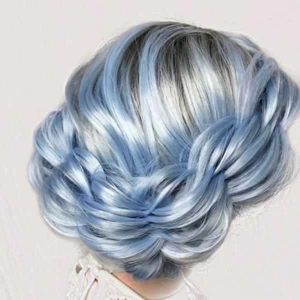 Student finalist entry by hairstylist @angelicaromanianhairstylist for the 2019 #ONESHOT Hair Awards Hot Shot