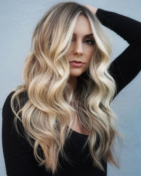 4 Tip-Out Do's and Don'ts for Old Money Blonde